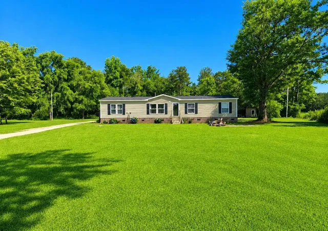 Photo 1 of Manufactured home for sale at 4230 Highway 76, Nichols, SC 29581 | MLS# 2614694 | Listing updated on 2026-07-31