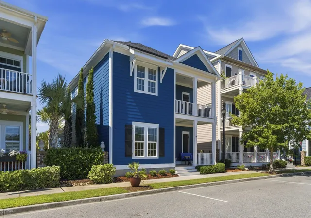 Photo 3 of Single family home for sale at 885 Peterson St, Myrtle Beach, SC 29577 | MLS# 2614731 | Listing updated on 2026-08-31