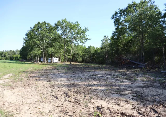 Photo 3 of Sale Pending at 2631 Charlie Johnson Rd, Bethune, SC 29009 | MLS# 2614782 | Listing updated on 2026-08-28