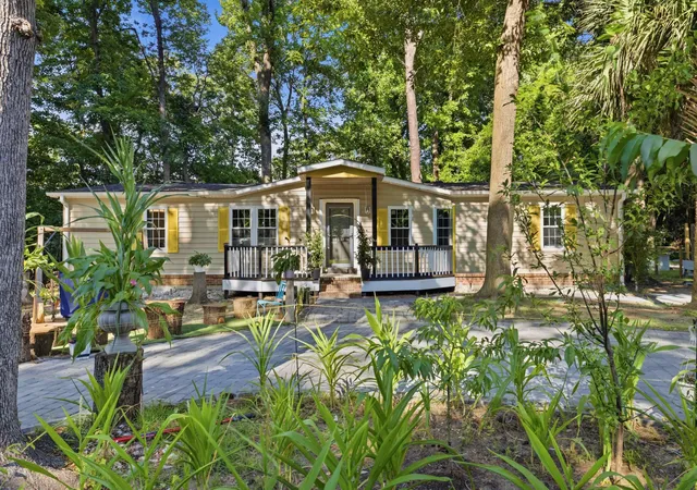 Photo 1 of Manufactured home for sale at 391 Di Cindy Ln, Murrells Inlet, SC 29576 | MLS# 2614802 | Listing updated on 2026-08-27