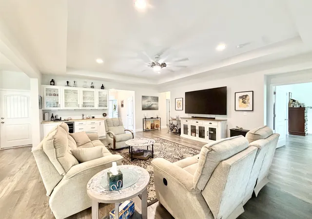 Photo 3 of Single family home for sale at 387 Dunbarton Ln, Conway, SC 29526 | MLS# 2614845 | Listing updated on 2026-08-20