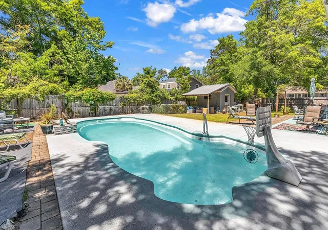 Photo 2 of Single family home for sale at 910 S Myrtle Dr, Surfside Beach, SC 29575 | MLS# 2614950 | Listing updated on 2026-08-27