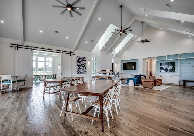 Photo 3 of Single family home for sale at 325 Grafton Dr, Myrtle Beach, SC 29588 | MLS# 2615000 | Listing updated on 2026-06-20