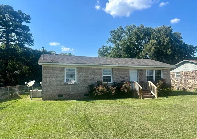 Homes for sale in Marion, SC | 213 E Pickens St, Marion, SC 29571 | MLS# 2615014
