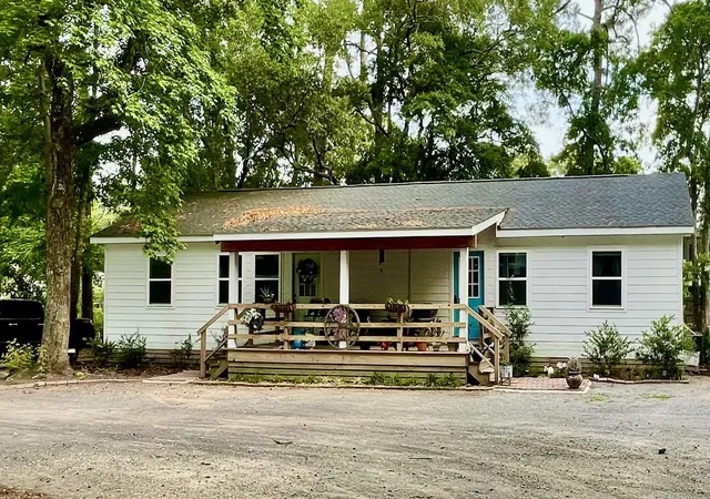 Photo 3 of Multi family home for sale at 398 Blockade Dr, Pawleys Island, SC 29585 | MLS# 2615019 | Listing updated on 2026-09-30