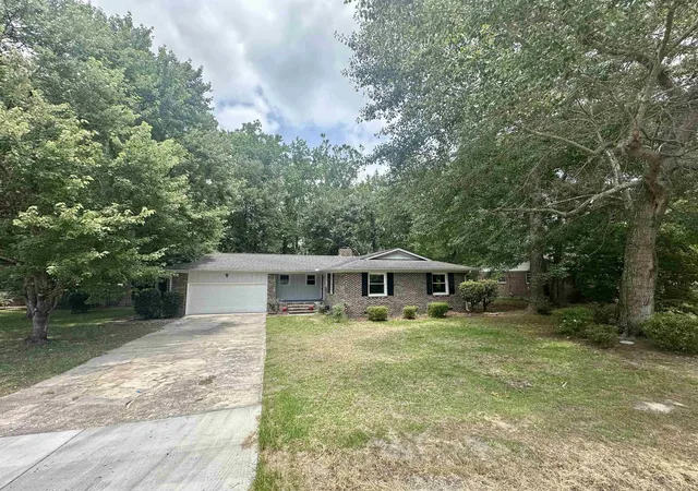 Photo 2 of Sale Pending at 310 Jordan Cir, Conway, SC 29527 | MLS# 2615024 | Listing updated on 2026-07-14