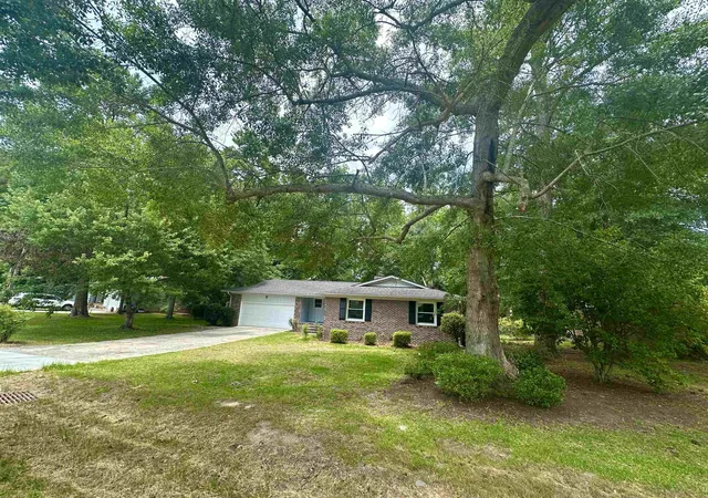 Photo 3 of Sale Pending at 310 Jordan Cir, Conway, SC 29527 | MLS# 2615024 | Listing updated on 2026-07-14
