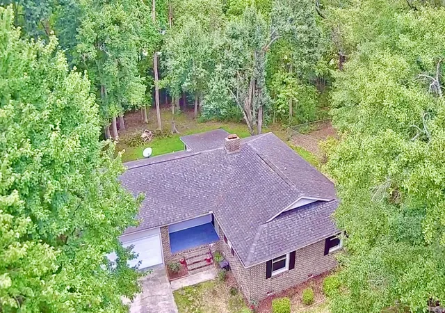 Photo 3 of Sale Pending at 310 Jordan Cir, Conway, SC 29527 | MLS# 2615024 | Listing updated on 2026-07-14