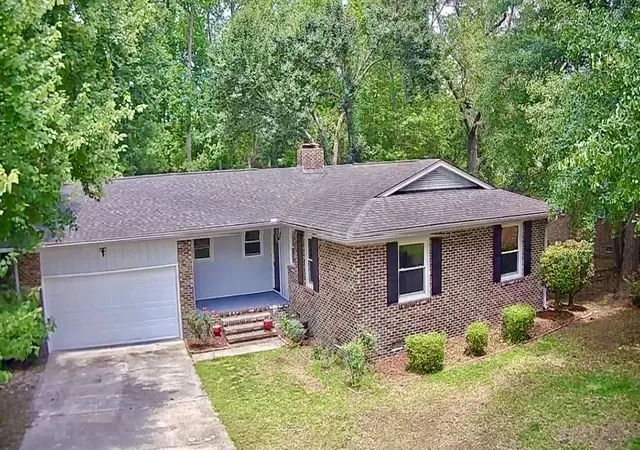 Photo 4 of Sale Pending at 310 Jordan Cir, Conway, SC 29527 | MLS# 2615024 | Listing updated on 2026-07-14