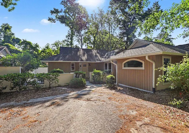 Photo 2 of Single family home for sale at 838 Heather Ln, Myrtle Beach, SC 29572 | MLS# 2615080 | Listing updated on 2026-06-15