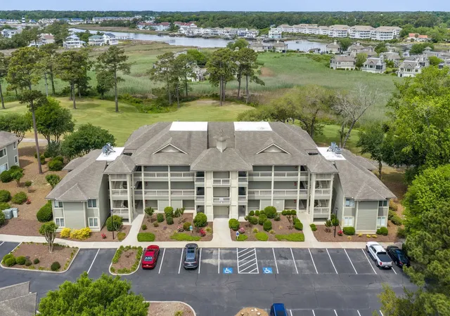 Homes for sale in North Myrtle Beach, SC | 1551 Spinnaker Dr, North Myrtle Beach, SC 29582