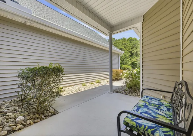 4th image of 744 Pinehurst Ln, Pawleys Island, SC 29585