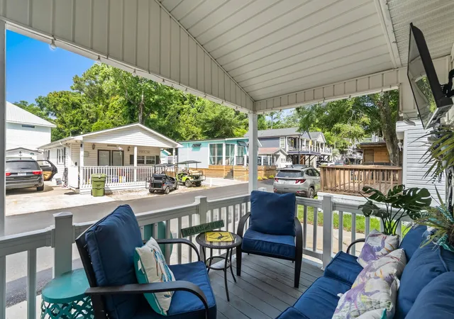 Photo 3 of Manufactured home for sale at 6001 1510 S Kings Hwy, Myrtle Beach, SC 29575 | MLS# 2615188 | Listing updated on 2026-09-29