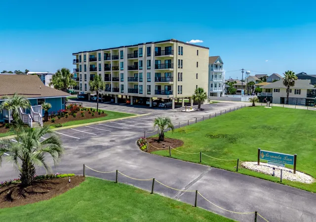 2nd image of 1915 N Ocean Blvd, North Myrtle Beach, SC 29582