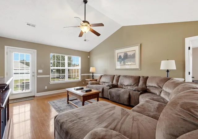 Photo 4 of Sale Pending at 825 Golden Eagle Dr, Conway, SC 29527 | MLS# 2615248 | Listing updated on 2026-07-28