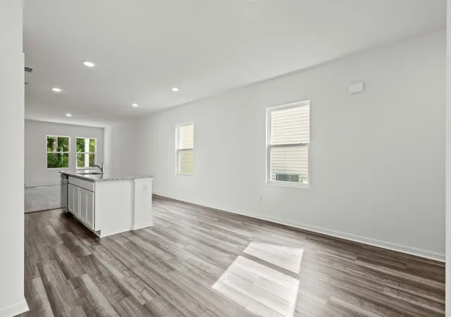 Photo 3 of Sale Pending at 510 Castillo Dr, Loris, SC 29569 | MLS# 2615318 | Listing updated on 2026-07-17