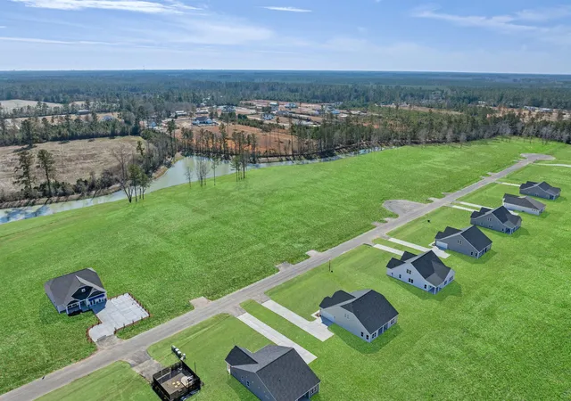 Photo 3 of Sale Pending at 160 Furnies Pl, Loris, SC 29569 | MLS# 2615332 | Listing updated on 2026-08-01