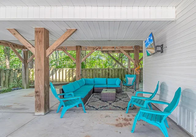 Photo 3 of Single family home for sale at 6001 S 6016 Kings Hwy, Myrtle Beach, SC 29575 | MLS# 2615348 | Listing updated on 2026-06-16