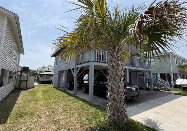Photo 3 of Single family home for sale at 313 56th Avenue N, North Myrtle Beach, SC 29582 | MLS# 2615378 | Listing updated on 2026-07-28