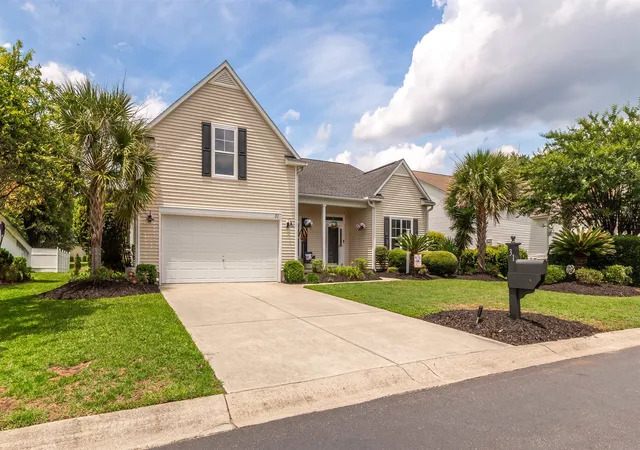 Photo 3 of Single family home for sale at 31 Long Crk Dr, Murrells Inlet, SC 29576 | MLS# 2615384 | Listing updated on 2026-07-15