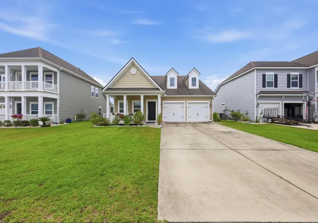 Photo 3 of Sale Pending at 867 Brant St, Myrtle Beach, SC 29579 | MLS# 2615392 | Listing updated on 2026-06-19