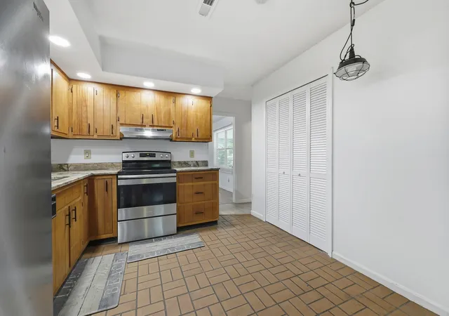 Photo 4 of Single family home for sale at 101 Quail Holw Rd, Myrtle Beach, SC 29579 | MLS# 2615420 | Listing updated on 2026-10-07