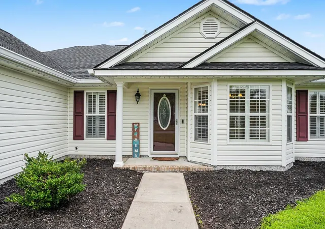 Photo 3 of Single family home for sale at 1310 Gailard Dr, Conway, SC 29526 | MLS# 2615434 | Listing updated on 2026-07-21