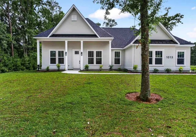 1st image of 1013 Wachesaw Rd, Murrells Inlet, SC 29576 | MLS# 2615489