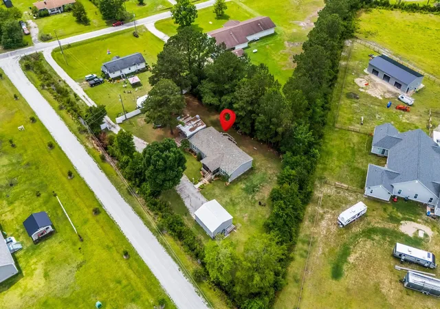 Homes for sale in Loris, SC | 1105 Woodrow Ln, Loris, SC 29569 | MLS# 2615534