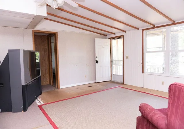Photo 5 of Manufactured home for sale at 1175 Pond View Dr, Manning, SC 29102 | MLS# 2615560 | Listing updated on 2026-08-18