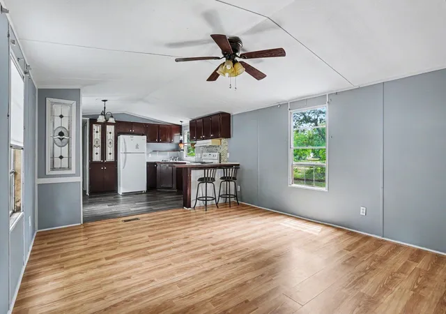 Photo 3 of Manufactured home for sale at 1017 Franks Ln, Conway, SC 29526 | MLS# 2615608 | Listing updated on 2026-06-19