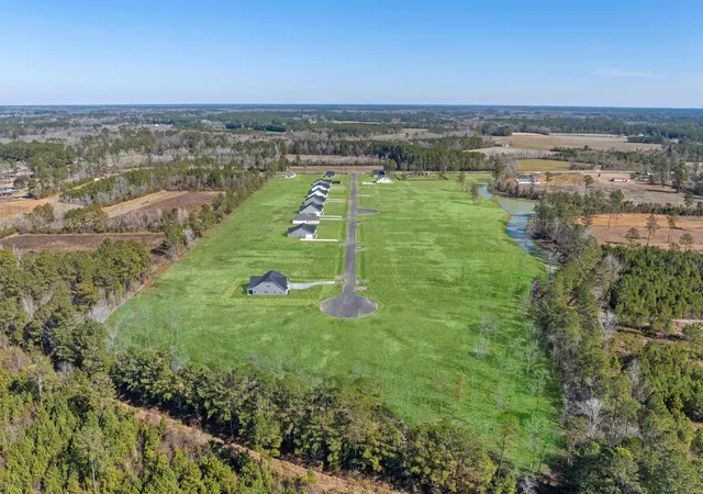 Photo 3 of Single family home for sale at 165 Furnies Pl, Loris, SC 29569 | MLS# 2615721 | Listing updated on 2026-08-22