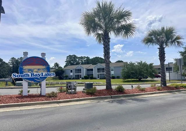 Homes for sale in Surfside Beach, SC | 2150 Clearwater Dr, Surfside Beach, SC 29575