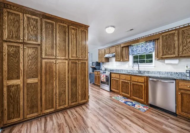 Photo 2 of Sale Pending at 1001 Chateau Dr, Conway, SC 29526 | MLS# 2615768 | Listing updated on 2026-10-01
