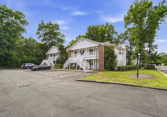 Listing Photo 3 - Condo for sale in building located at 128 Egret Run Ln, Pawleys Island, SC 29585 - Unit #423