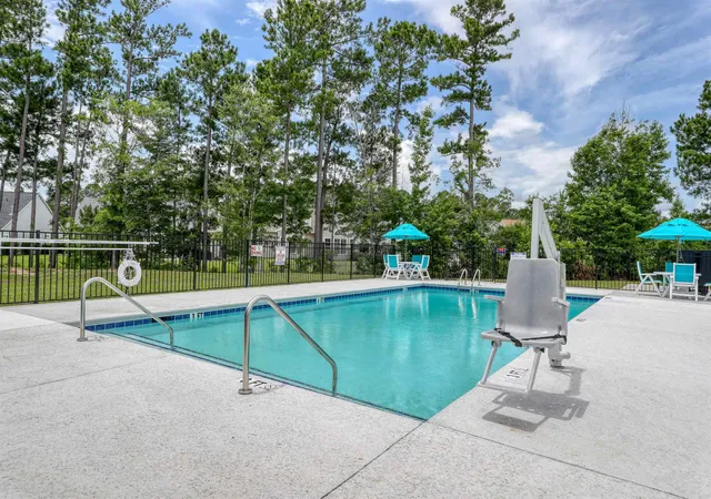 Photo 3 of Single family home for sale at 332 NW Mayflower Dr, Calabash, NC 28467 | MLS# 2615781 | Listing updated on 2026-08-24