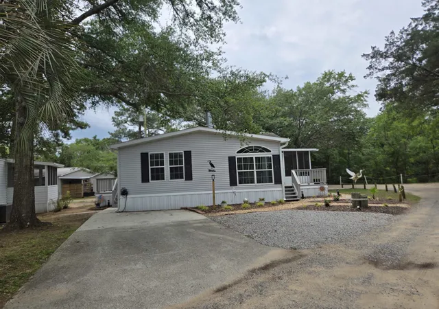 2nd image of 457 E Banks Dr, Murrells Inlet, SC 29576 | MLS# 2615789
