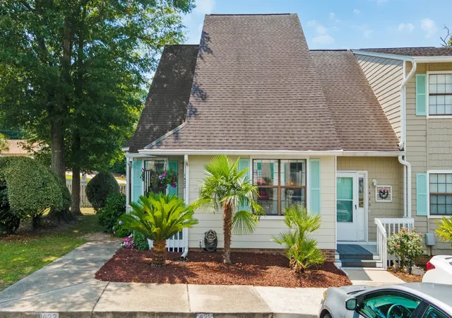 Photo 2 of Townhouse for sale at 1422 Baldwin Ct #1422, Little River, SC 29566 | MLS# 2615791 | Listing updated on 2026-07-14