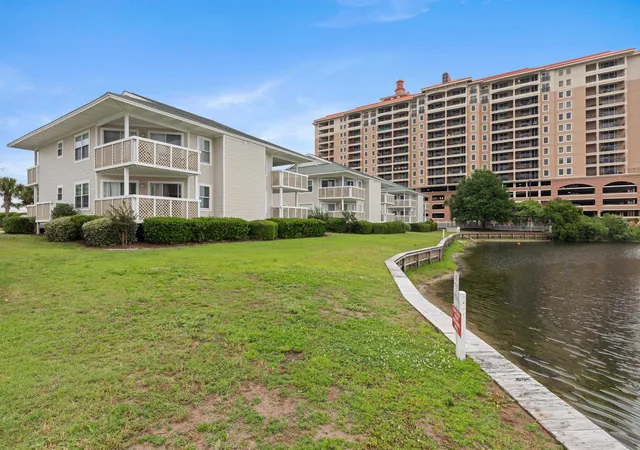5th image of 301 Shorehaven Dr, North Myrtle Beach, SC 29582