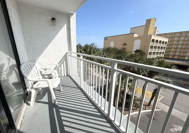 2nd image of 1205 S Ocean Blvd, Myrtle Beach, SC 29577