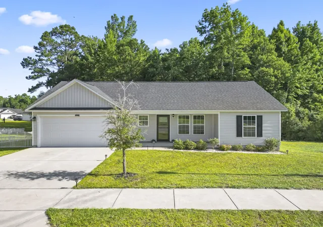 Photo 1 of Sale Pending at 1517 Ackerrose Dr, Conway, SC 29527 | MLS# 2615852 | Listing updated on 2026-09-01