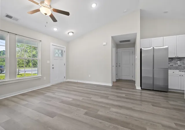 Photo 4 of Sale Pending at 1517 Ackerrose Dr, Conway, SC 29527 | MLS# 2615852 | Listing updated on 2026-09-01