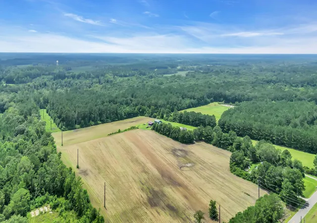 2nd image of 425 Kent Rd, Georgetown, SC 29440 | MLS# 2615885
