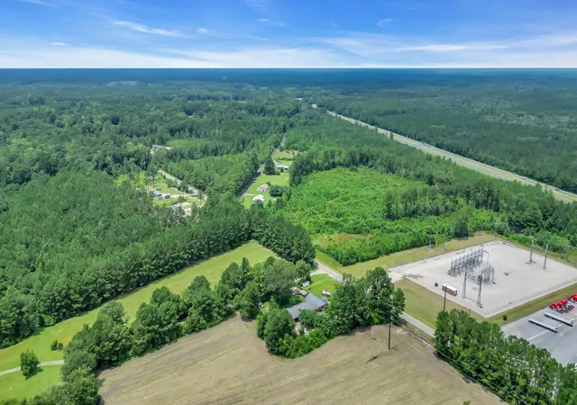 3rd image of 425 Kent Rd, Georgetown, SC 29440 | MLS# 2615885