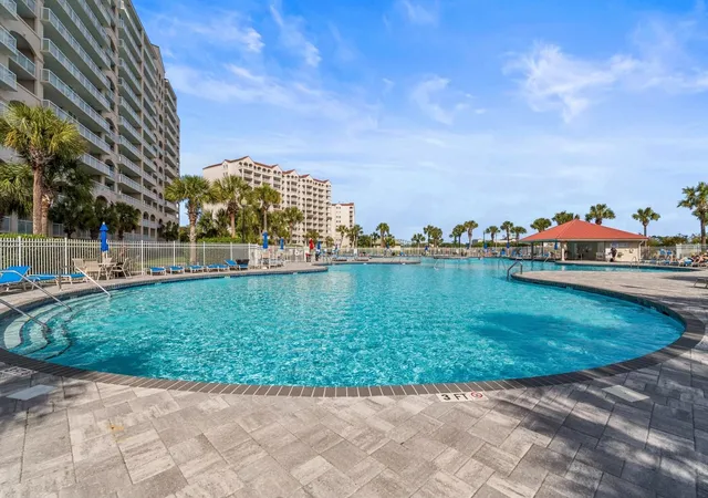 2nd image of 5825 Catalina Dr, North Myrtle Beach, SC 29582