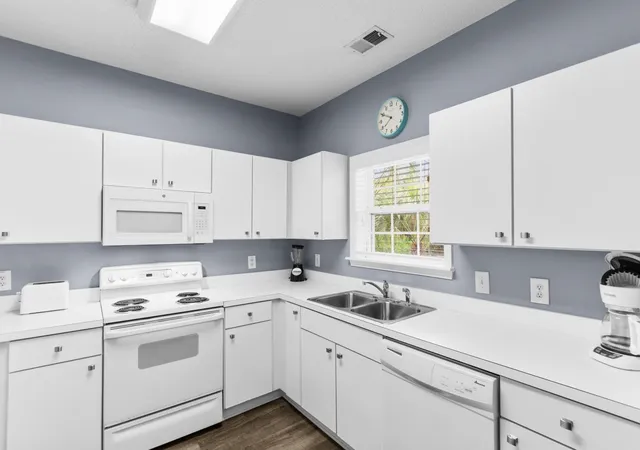 4th image of 5825 Catalina Dr #522, North Myrtle Beach, SC 29582 | MLS# 2615896