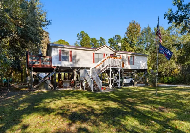 Photo 2 of Manufactured home for sale at 881 Rowe Pond Rd, Conway, SC 29526 | MLS# 2615959 | Listing updated on 2026-06-24