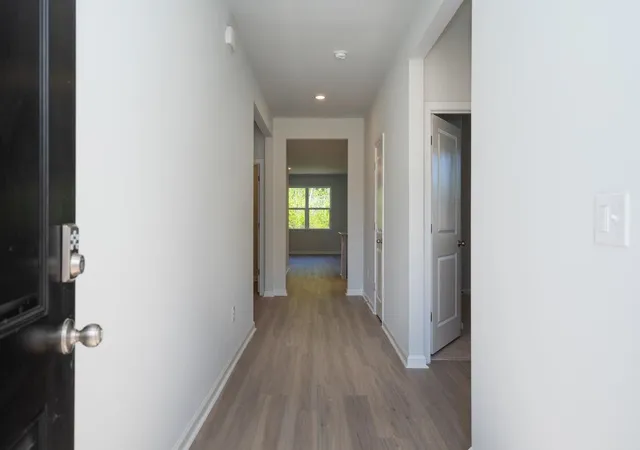 Photo 2 of Single family home for sale at 121 Country Grv Way, Galivants Ferry, SC 29544 | MLS# 2615973 | Listing updated on 2026-09-01