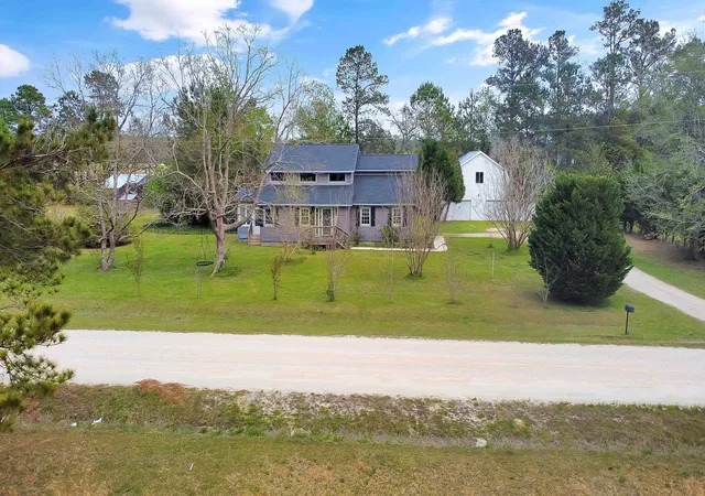 Photo 3 of Sale Pending at 948 Eagle Dr, Loris, SC 29569 | MLS# 2616033 | Listing updated on 2026-07-10