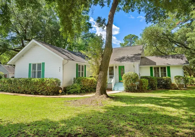 Homes for sale in Pawleys Island, SC | 489 Crooked Oak Dr, Pawleys Island, SC 29585 | MLS# 2616074